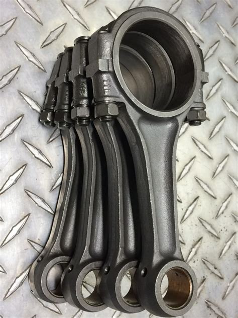 Volkswagen Connecting rods 